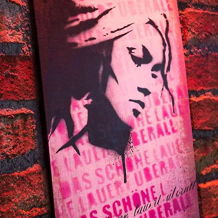 호텔 Pentahotel 4*