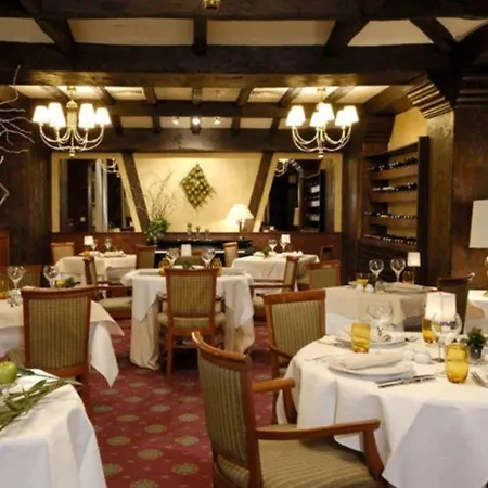 Pentahotel Hotel