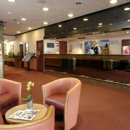 Pentahotel Hotel 4*